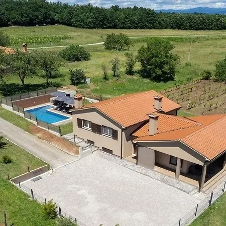 Prázdninový dům House With A Swimming Pool Cere, Istria - Sredisnja Istra - 24249 *